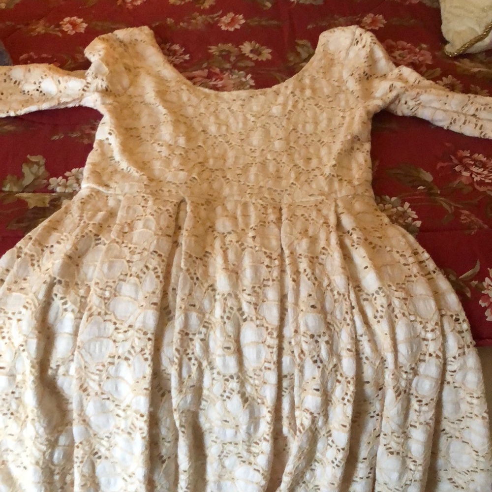 Dress - Picture 2 of 3